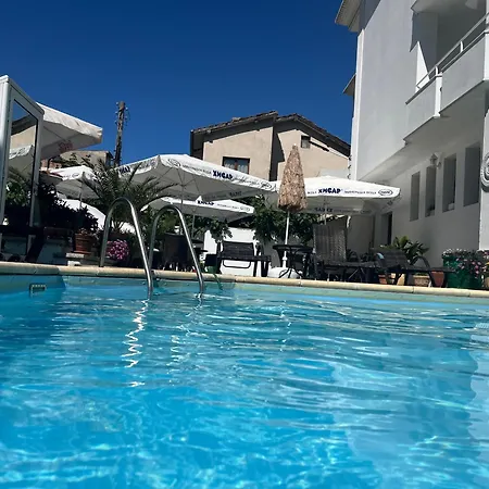 Апартамент Холи Apartment Sozopol